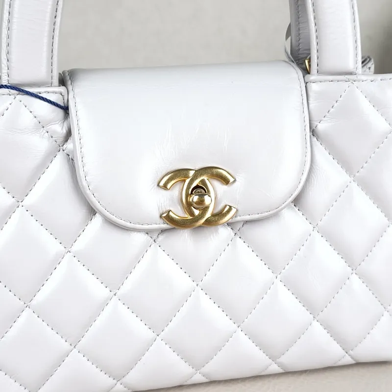 Chanel Crossbody Bag Kelly Grey Waxed Leathermini19 × 7 × 13 cm — detail view 4 of 13