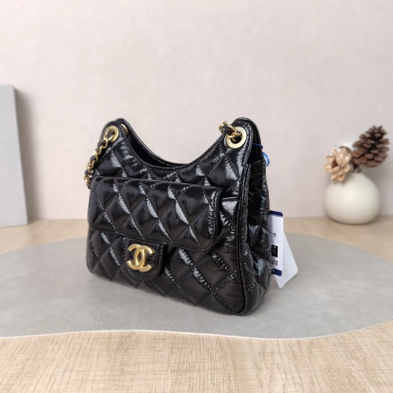 Chanel Crossbody Bag HOBO Black Waxed Leather Calfskin Small 19 × 6 × 17 cm — cover view 2 of 5