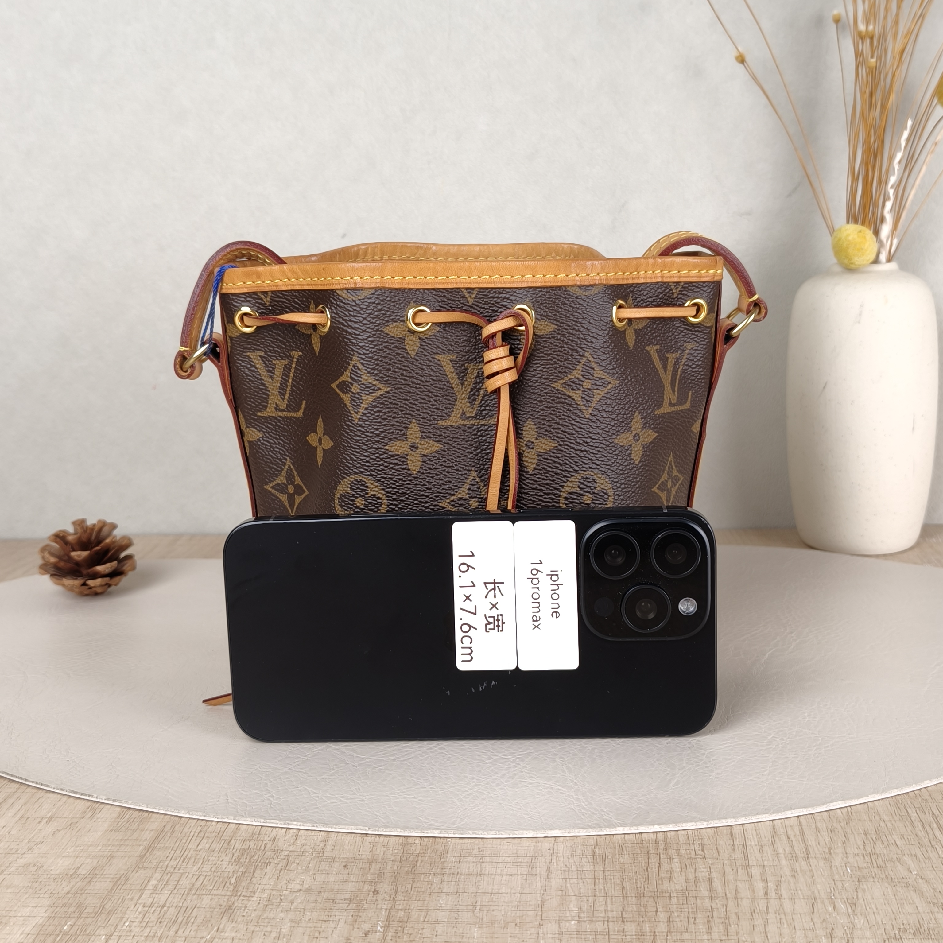 Louis Vuitton Crossbody Bag NANO NOÉ Bucket Bag Nano Monogram PV Cnano13 × 10 × 16 cm — cover view 4 of 5