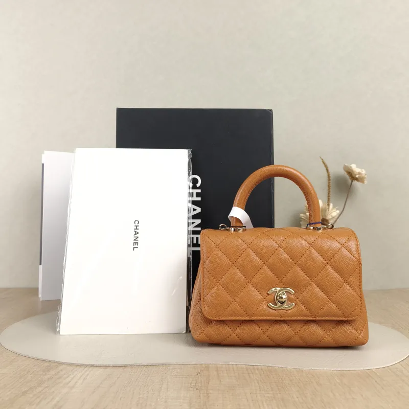 Chanel Crossbody Bag Coco Handle​ Grained Calfskinmini19 × 9 × 13 cm — cover view 3 of 6