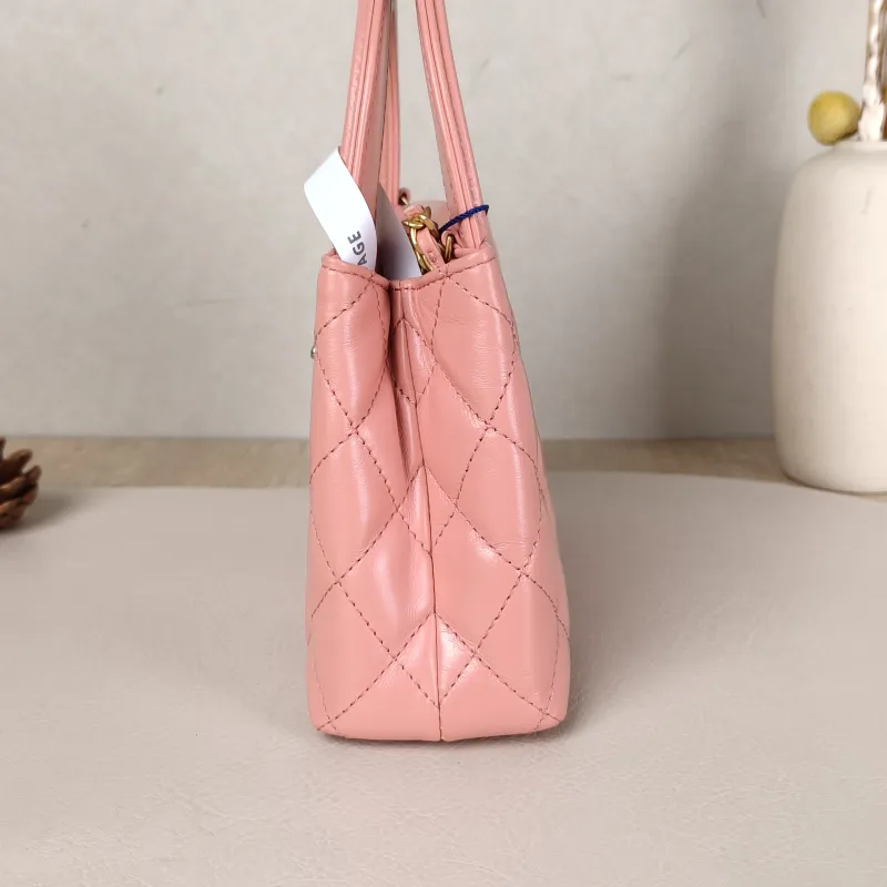 Chanel Crossbody Bag Kelly Pink Calfskinmini19 × 7 × 13 cm — detail view 10 of 15