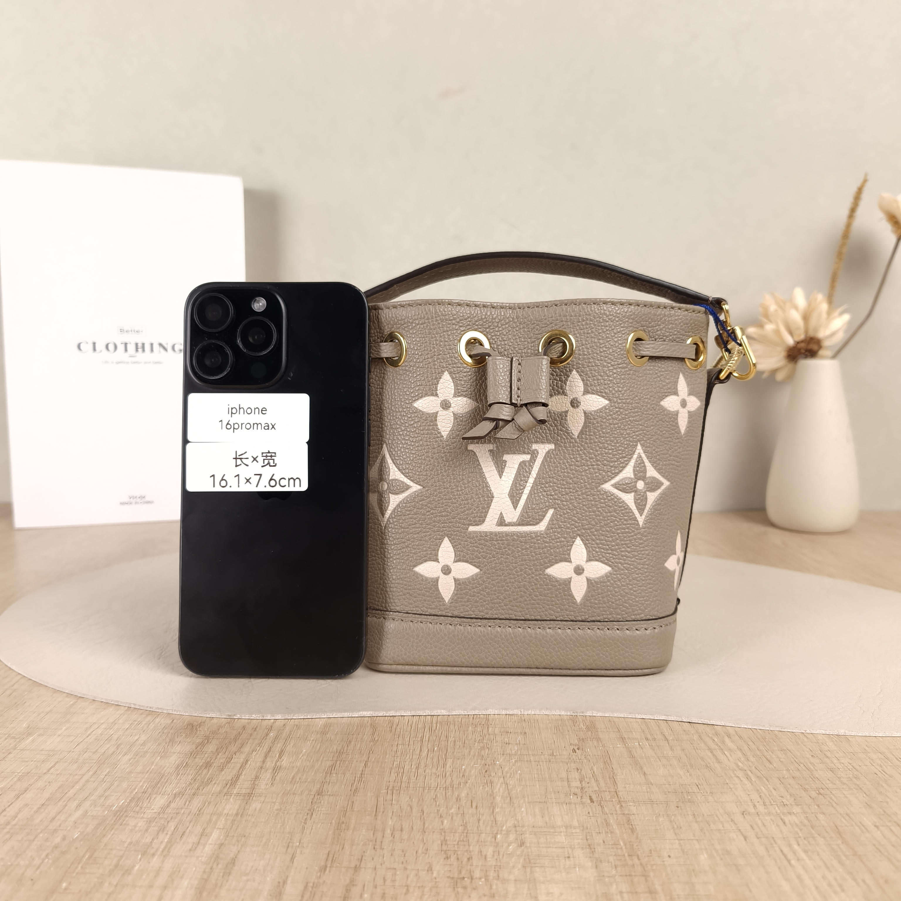 Louis Vuitton Crossbody Bag NANO NOÉ Bucket Bag Nano · White Empreinte Embossed Calfskin Monogramnano13 × 10 × 16 cm — cover view 5 of 5