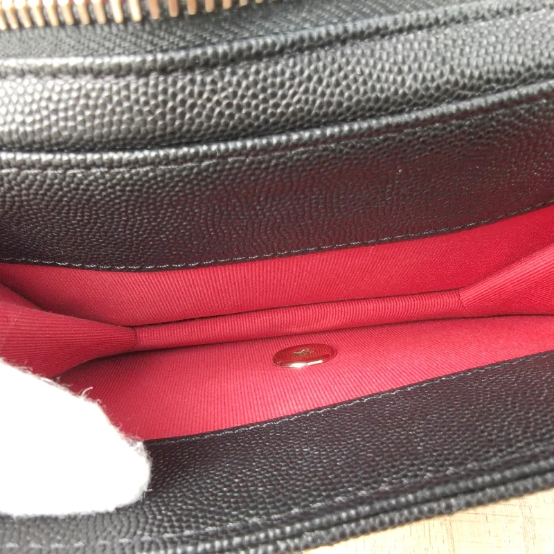 Chanel Crossbody Bag Edition Black Grained Calfskin 18 × 6 × 13.5 cm Microchip Edition — detail view 3 of 14