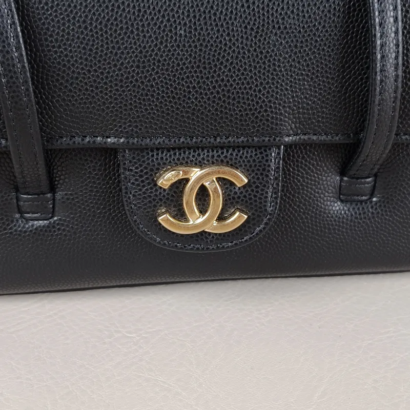 Chanel Crossbody Bag 26p preppy coco Black Grained Calfskin Mini 17 × 5 × 11.5 cm — detail view 10 of 12