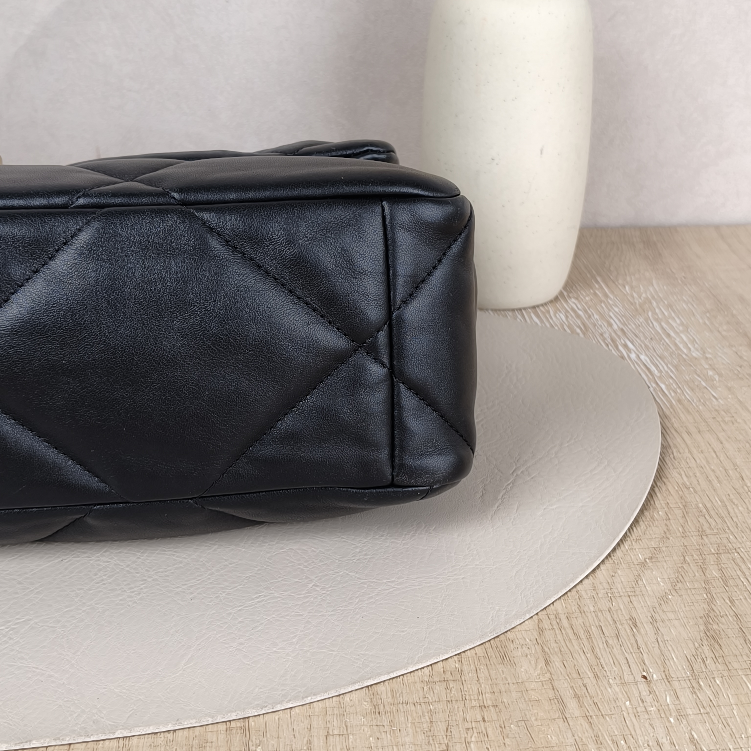Chanel 19bag Medium Black with Gold-Tone Hardware Lambskin31 · Dust Bag · Box · 30 × 10 × 20 cm — cover view 2 of 10