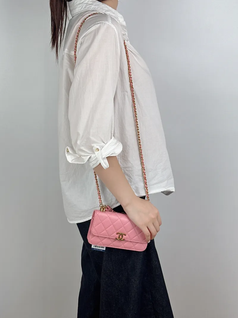 Chanel Crossbody Bag woc Pink Calfskin One Size17 × 4 × 10 cm — on-model view 1 of 3