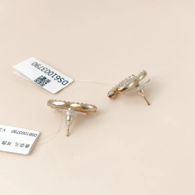 Chanel Earrings c Earrings Gold One Size — cover view 7 of 8