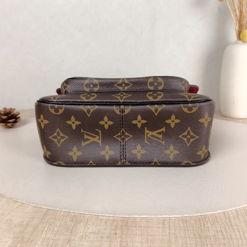 Louis Vuitton Crossbody Bag Passy Messenger Bag Monogram PVC Small 23 × 9 × 17 cm — cover view 4 of 6