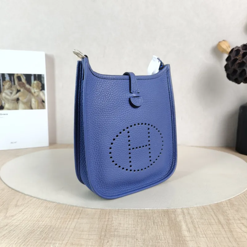 Hermès Crossbody Bag Evelyne Mini 16 Mini 16 Blue TC Calfskin Mini 17 × 5.5 × 18 cm D — cover view 6 of 6