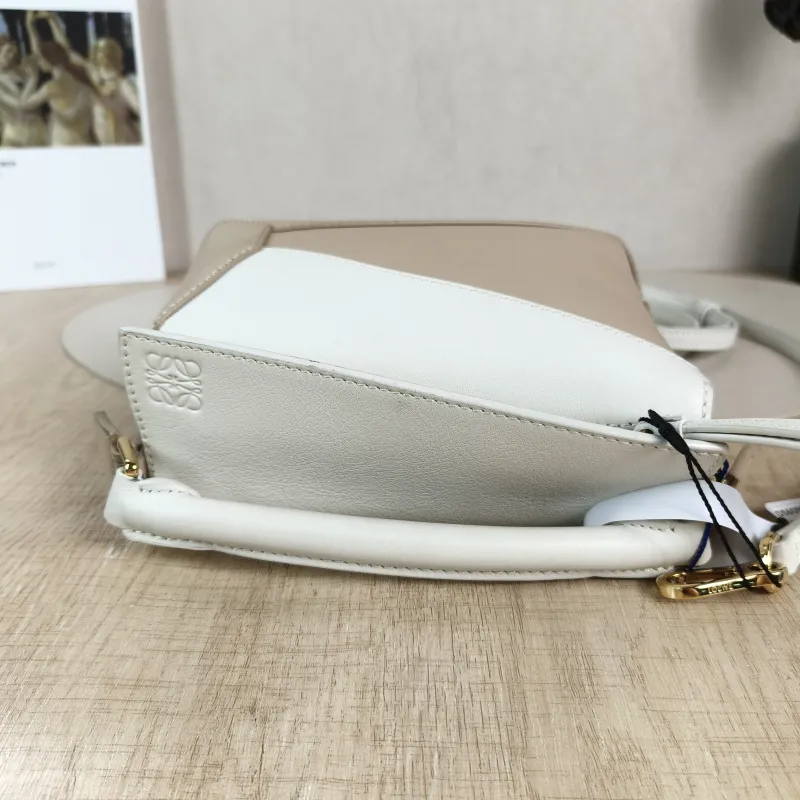 LOEWE Crossbody Bag Puzzle Beige Taupe Calfskin Mini 18 × 8 × 12.5 cm — detail view 7 of 10