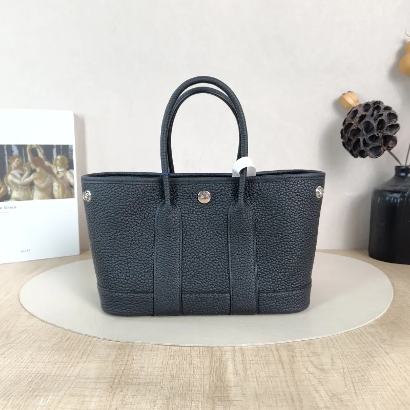 Hermès Top Handle Bag Neo Garden 23 Mini Negonda Calfskin Mini 23 × 10 × 16 cm G