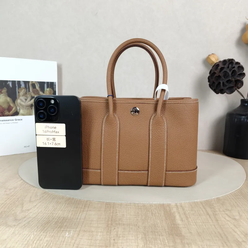 Hermès Top Handle Bag Neo Garden 23 Mini Negonda Calfskin Mini 23 × 10 × 16 cm W — cover view 4 of 6