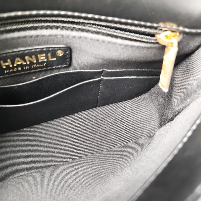 Chanel Crossbody Bag Edition c logo Black Waxed Leather One Size22 × 7 × 16 cm — detail view 13 of 17