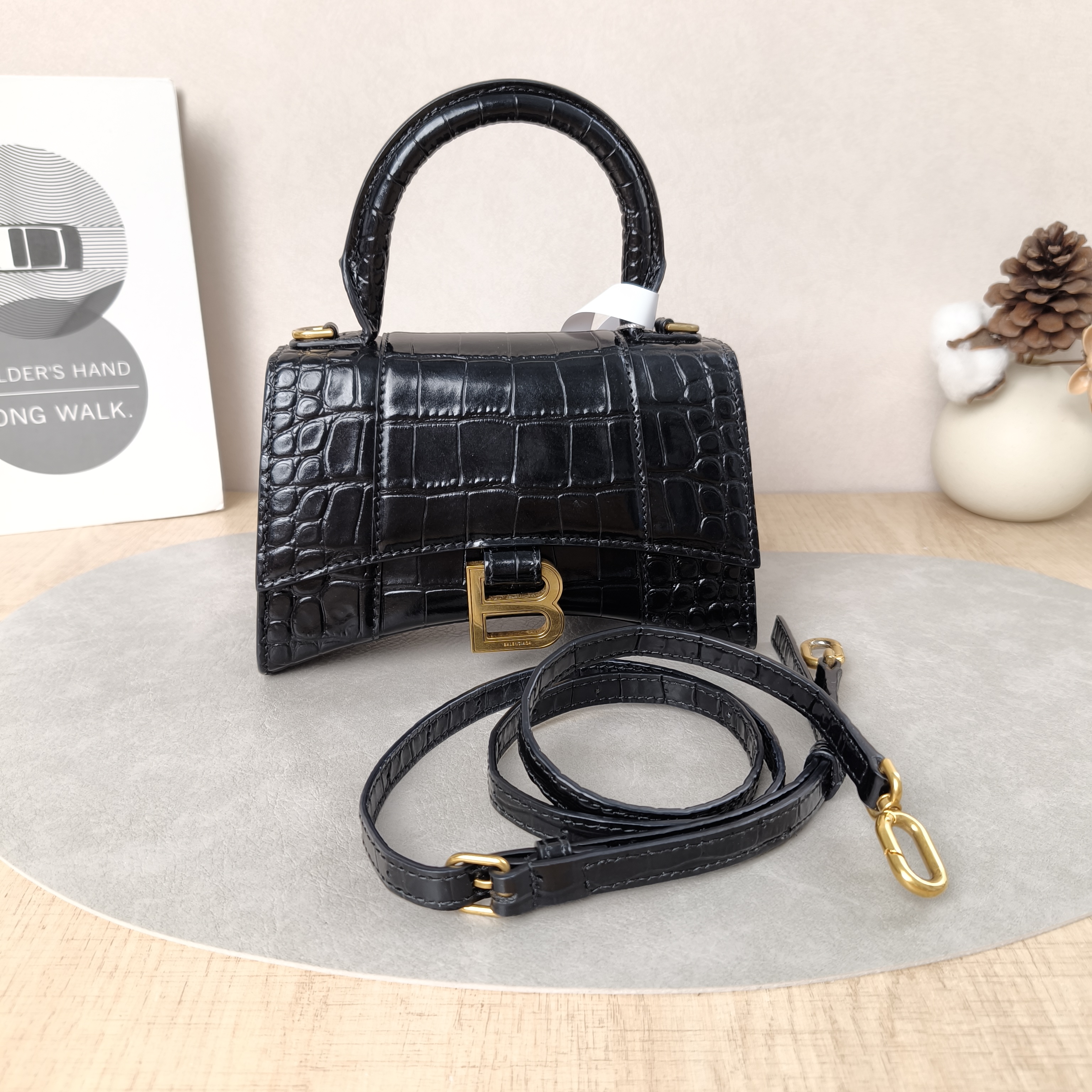 BALENCIAGA Crossbody Bag Hourglass Hourglass Bag Black CC alfskinmini19 × 8 × 13 cm — cover view 6 of 6