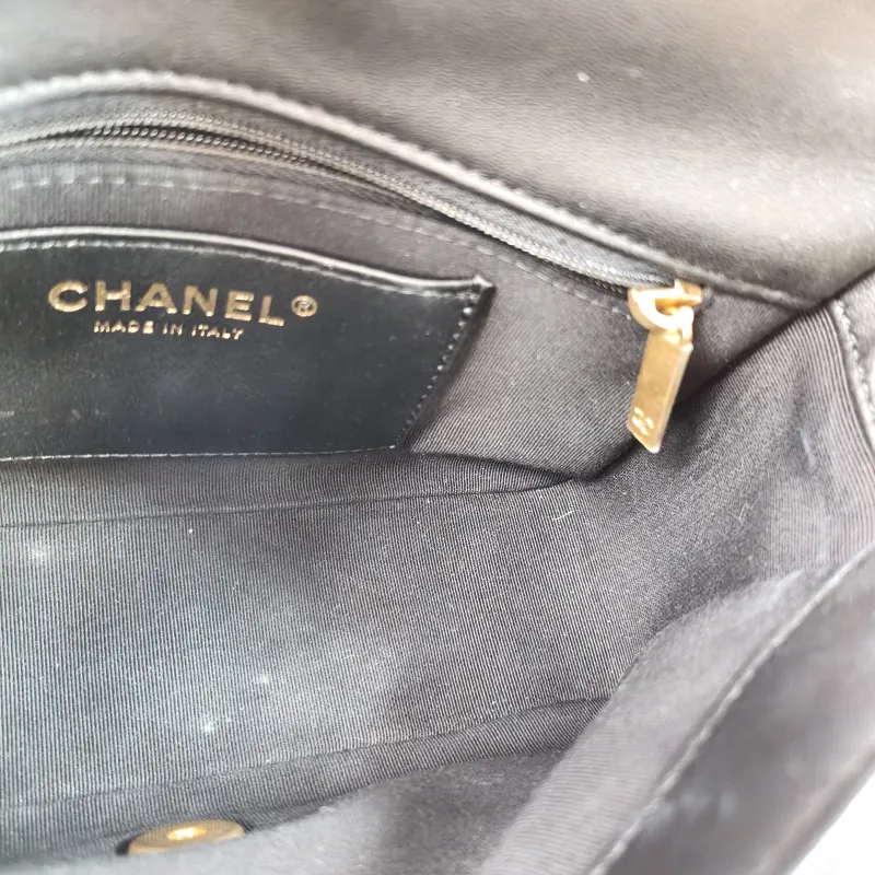 Chanel Crossbody Bag 25c Collection Woven Black Lambskin One Size 21 × 6 × 13 cm — detail view 10 of 12