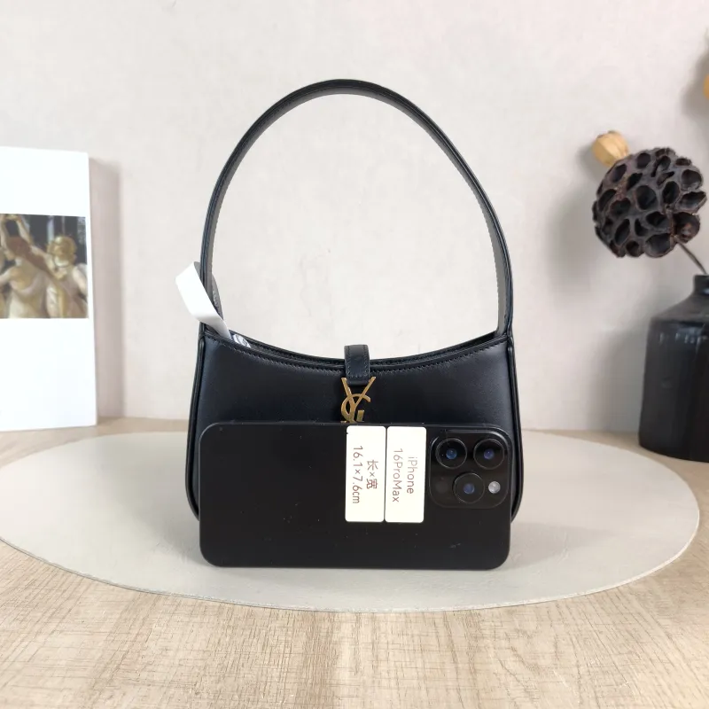 SAINT LAURENT Shoulder Bag LE 5 À 7 Black Calfskin Mini 19 × 4.5 × 11.5 cm — cover view 5 of 5