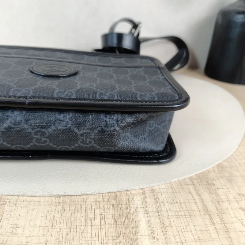 GUCCI Crossbody Bag GG Retro Collection Camera Bag Black PV Cmini22.5 × 7 × 14 cm — detail view 10 of 12