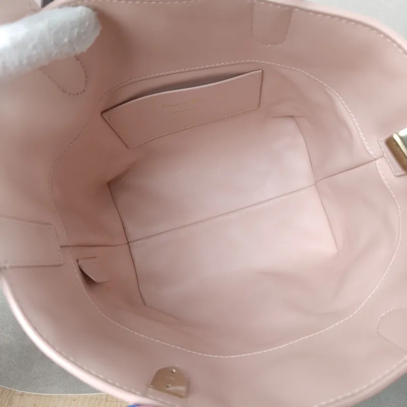 DIOR Top Handle Bag TOUJOURS Edition Pink Calfskin Small 18.5 × 12 × 18.5 cm — detail view 2 of 13