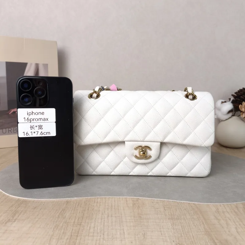 Chanel Crossbody Bag Classic Flap CF White Grained Calfskin Small 23 × 6 × 14.5 cm — cover view 5 of 6