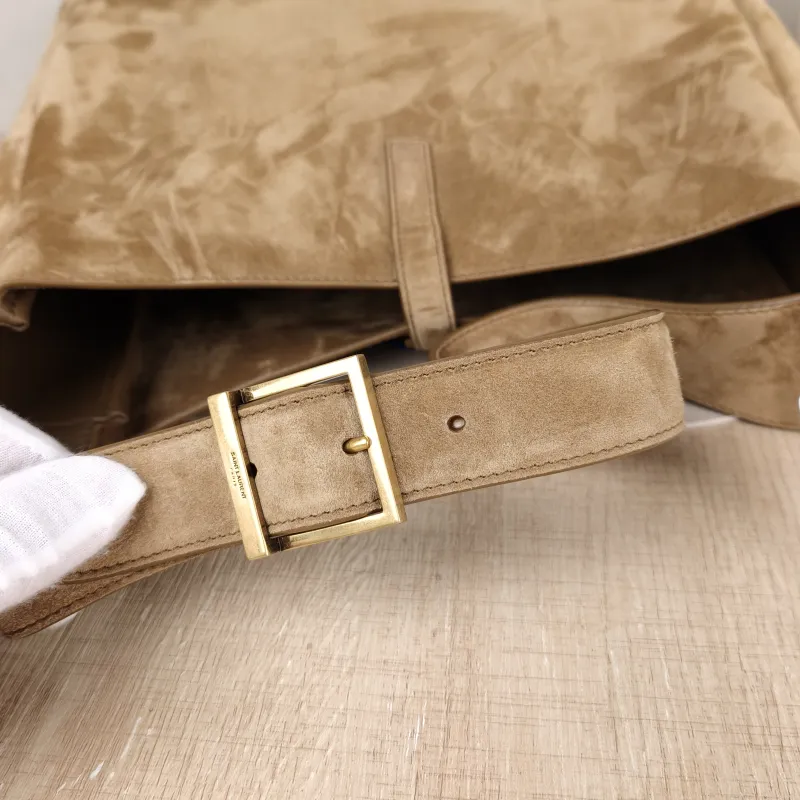 SAINT LAURENT Shoulder Bag LE 5 À 7 Hobo Brown Suede Large 30 × 13 × 31 cm — detail view 10 of 11