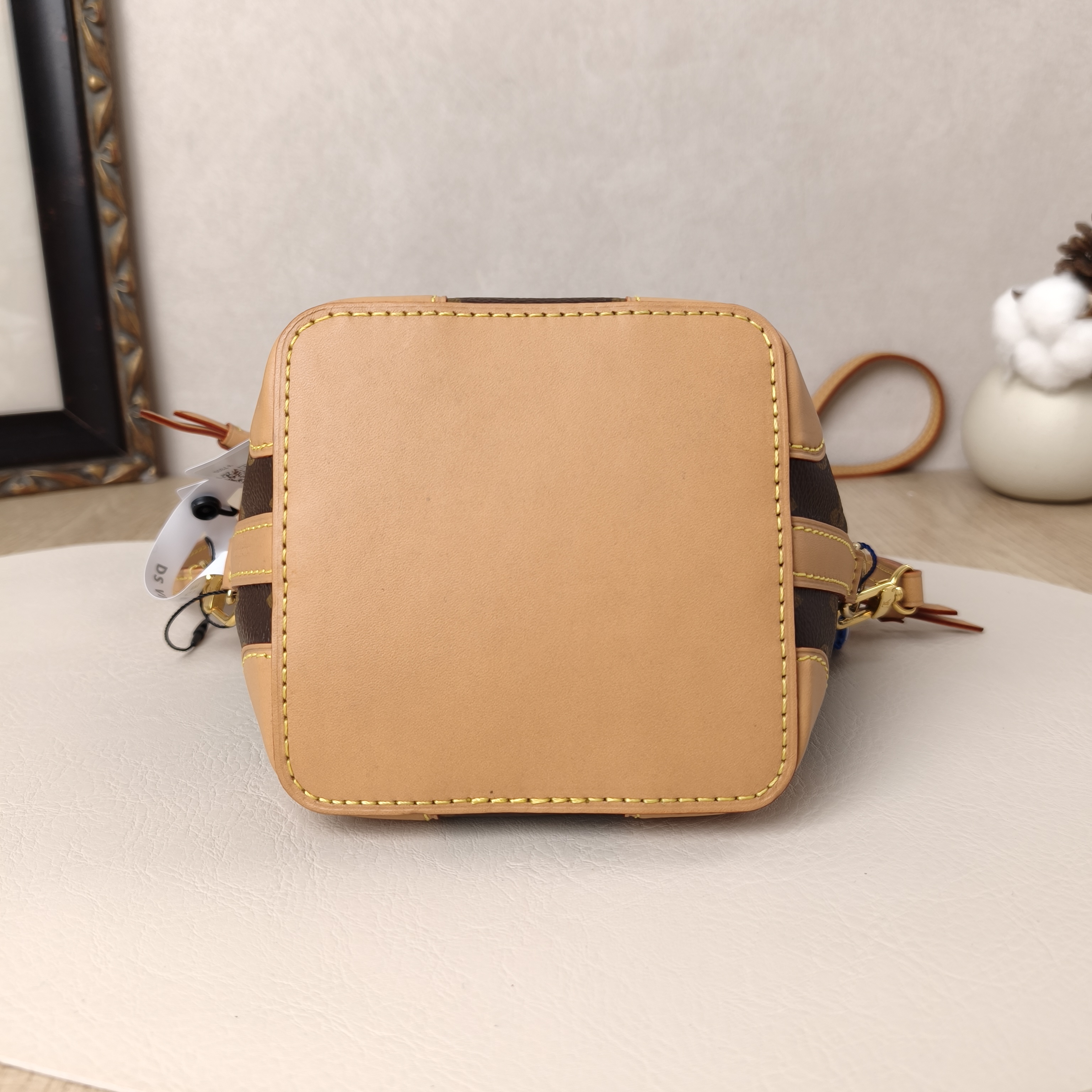 Louis Vuitton Crossbody Bag NOÉ PURSE Monogram PV Cmini11.5 × 11.5 × 12 cm — cover view 3 of 11
