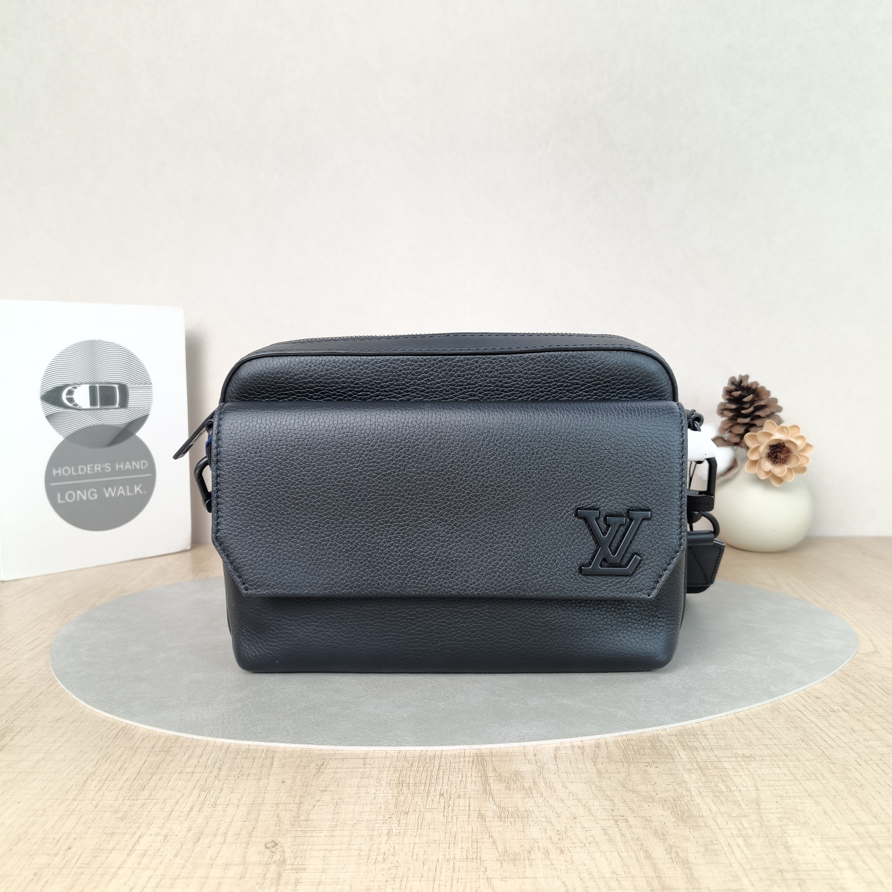 Louis Vuitton Bag Fastline 23.5*7*18