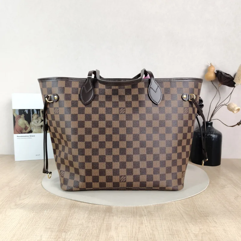 Louis Vuitton Shoulder Bag Neverfull Damier Ebene PVC Medium 31 × 14 × 28 cm
