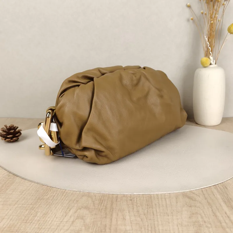 Bottega Veneta Shoulder Bag The Chain Pouch Brown Calfskin One Size31 × 12 × 16 cm — cover view 6 of 9