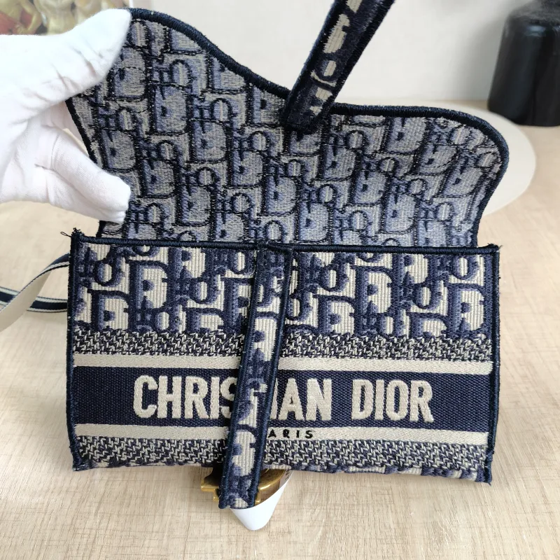 DIOR Belt Bag Saddle Belt Bag Blue Canvas One Size 21 × 3 × 13 cm — detail view 1 of 13