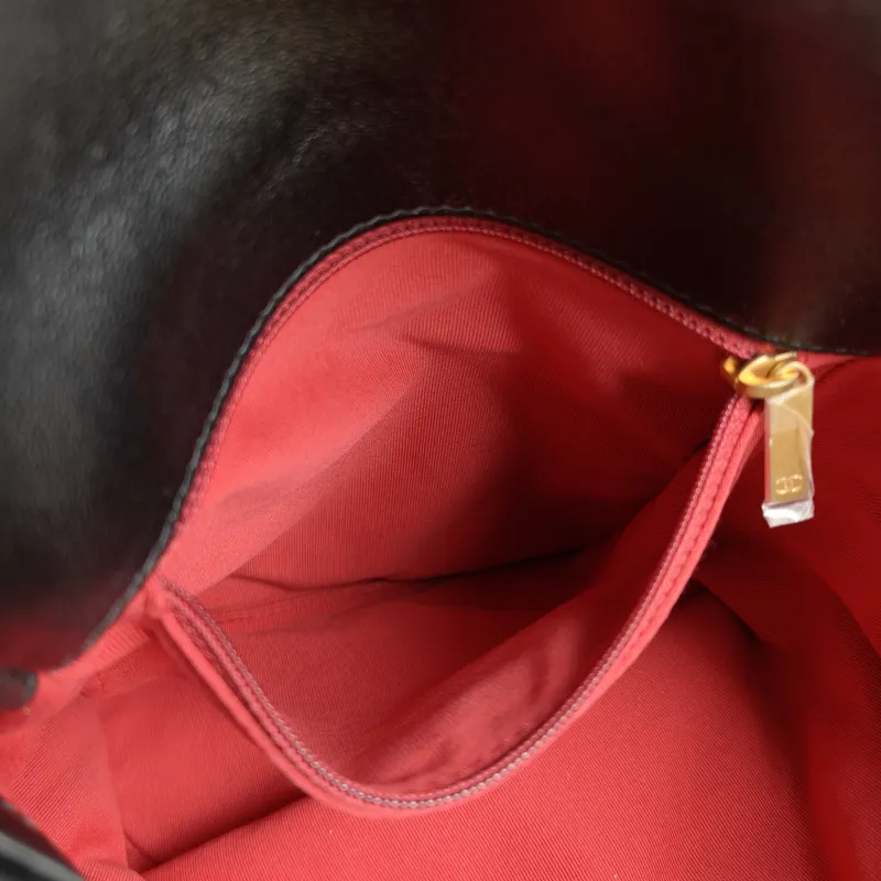 Chanel Backpack19Bag Backpack Black Lambskinmini22 × 16 × 26 cm — detail view 2 of 12