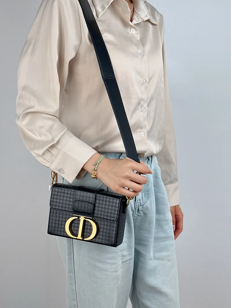 DIOR Crossbody Bag 30Montaigne 30 Box Box Black Calfskin Mini 17.5 × 5 × 11.5 cm — on-model view 1 of 2