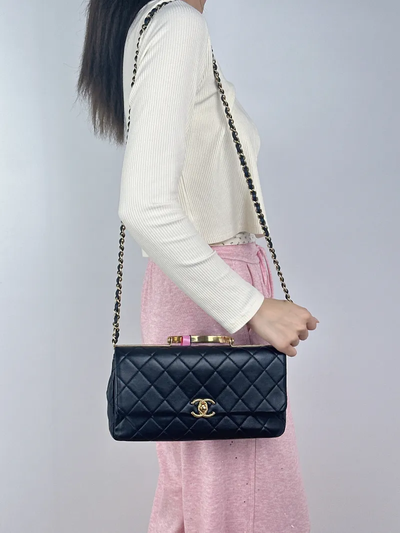 Chanel Crossbody Bag Black Lambskin Medium27 × 6 × 14 cm — on-model view 1 of 3