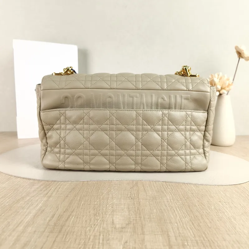 DIOR Shoulder Bag Caro Chain Bag Taupe Calfskin Large 28.5 × 10 × 17.5 cm — cover view 5 of 5