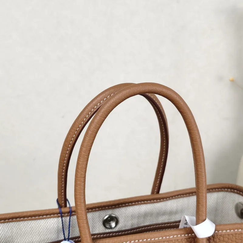 Hermès Top Handle Bag Neo Garden 23 Mini Negonda Calfskin Mini 23 × 10 × 16 cm K — detail view 2 of 9