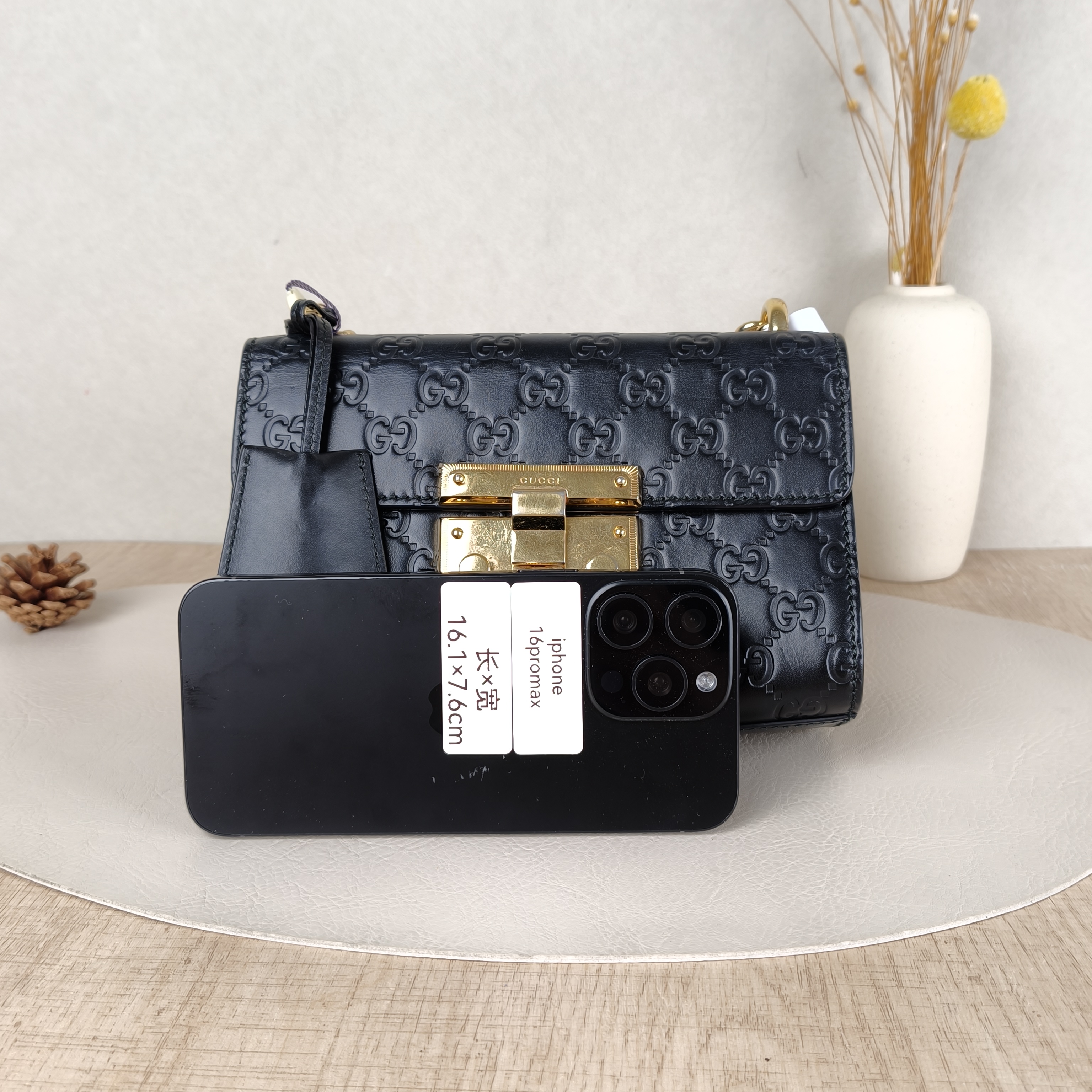 GUCCI Crossbody Bag Padlock Black Calfskin Small20.5 × 7.5 × 13 cm — cover view 3 of 5