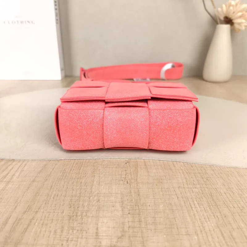 Bottega Veneta Crossbody Bag Cassette Woven Pink PV Cmini15 × 6 × 11 cm — cover view 3 of 5