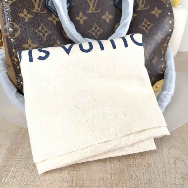 Louis Vuitton Shoulder Bag Speedy Trunk Monogram PVC One Size 27 × 15 × 20 cm — detail view 10 of 11