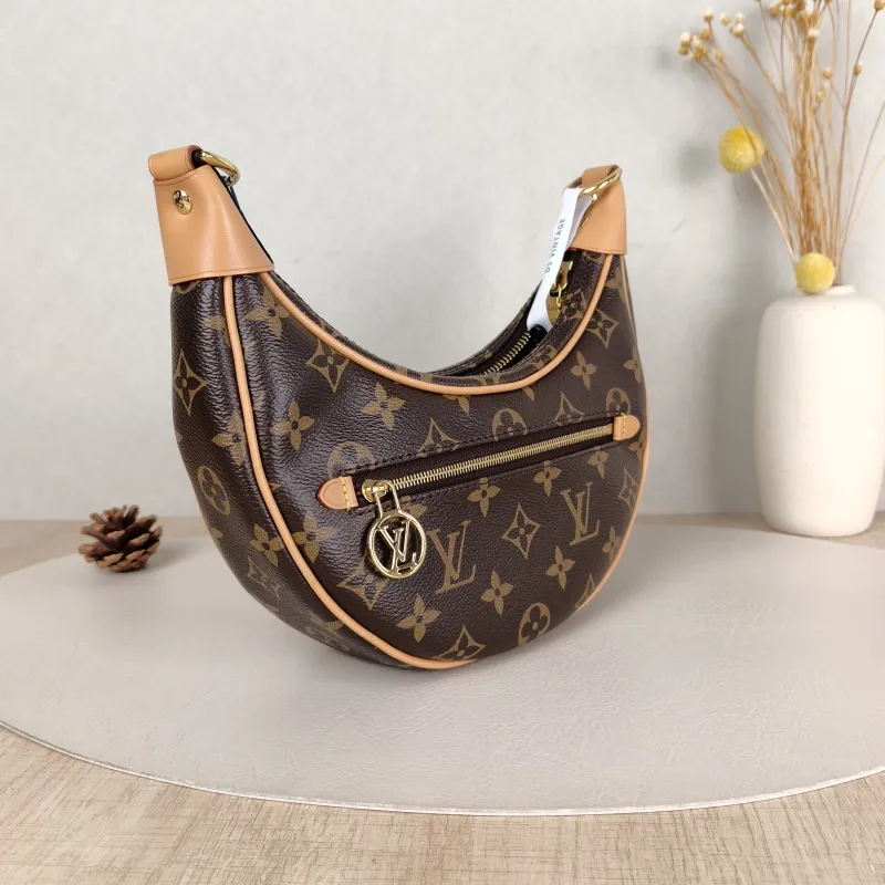 Louis Vuitton Crossbody Bag Loop Monogram PVC Small 23 × 6 × 13 cm — cover view 4 of 6