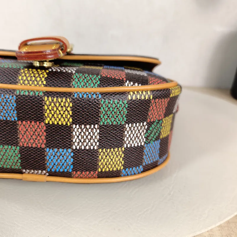 Louis Vuitton Crossbody Bag MONTSOURIS Messenger Bag Brown PVC Small 20 × 7 × 17 cm — detail view 8 of 12