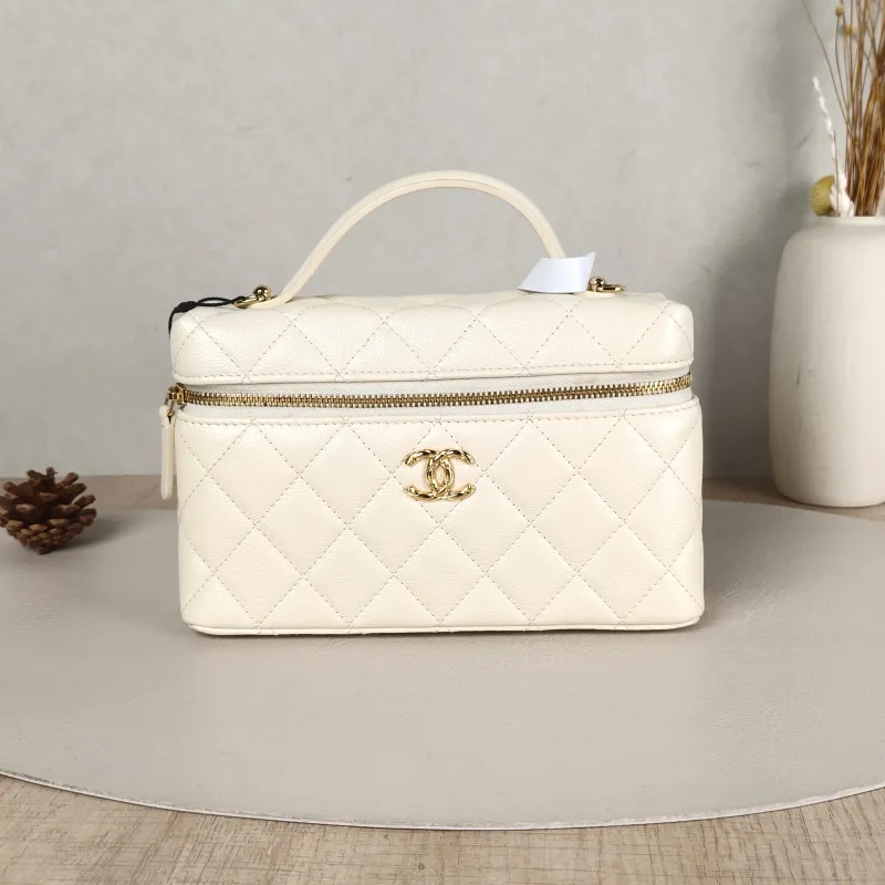 Chanel Crossbody Baglp Box Bag Top Handle Crossbody Bag Yellow Calfskin One Size19.5 × 5 × 17 cm