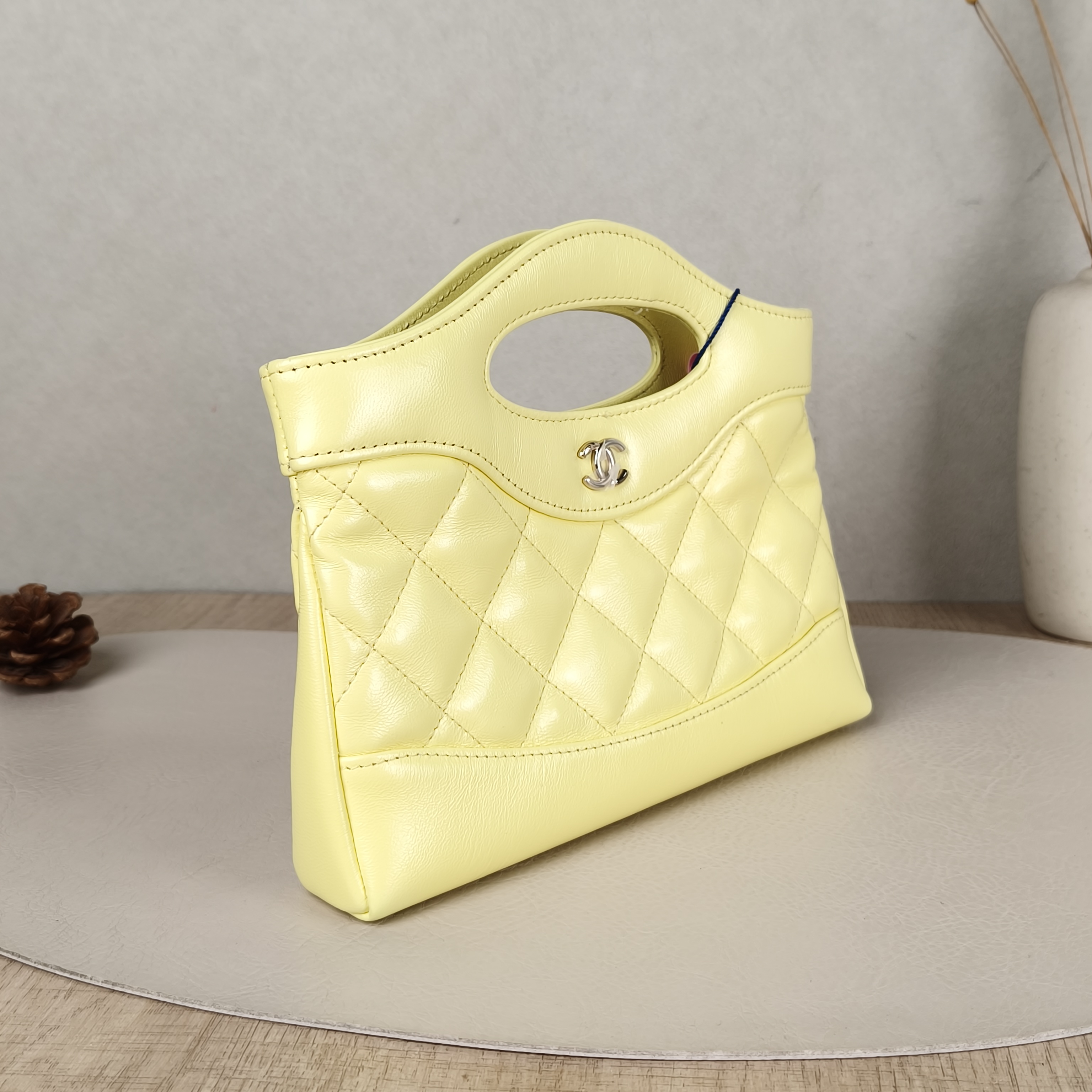Chanel Crossbody Bag31Bag Yellow Waxed Leathernano20.5 × 3.5 × 17 cm — cover view 3 of 5