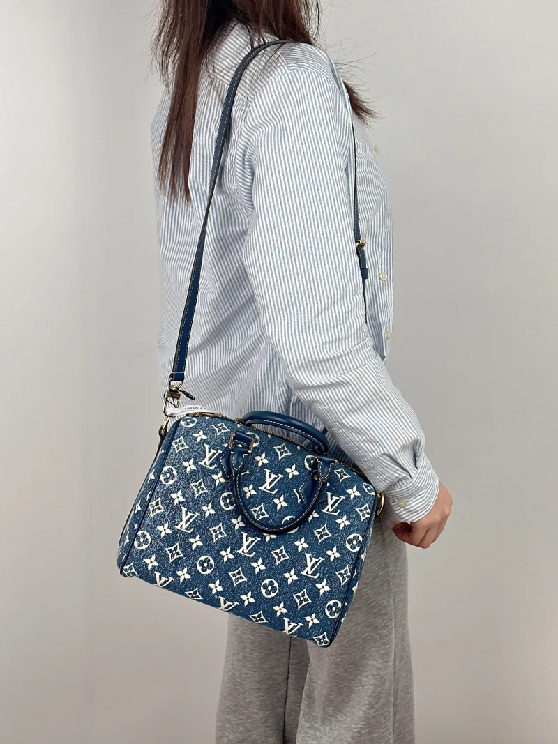 Louis Vuitton Crossbody Bag Speedy25 Blue Medium 25 × 15 × 19 cm — on-model view 3 of 3