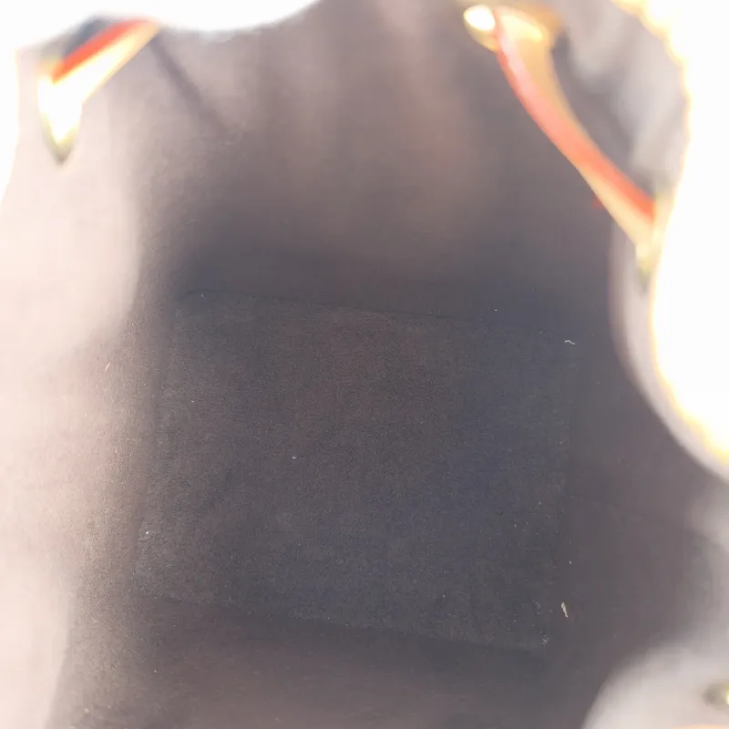 Louis Vuitton Crossbody Bag NANO NÉONOÉ Bucket Bag Nano Monogram PVC nano 13 × 10 × 16 cm — detail view 10 of 11