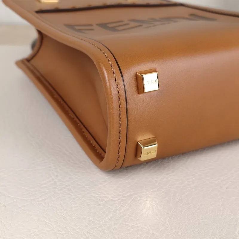 FENDI Crossbody Bagsunshine Caramel Calfskinmini13 × 6.5 × 18 cm — detail view 10 of 10