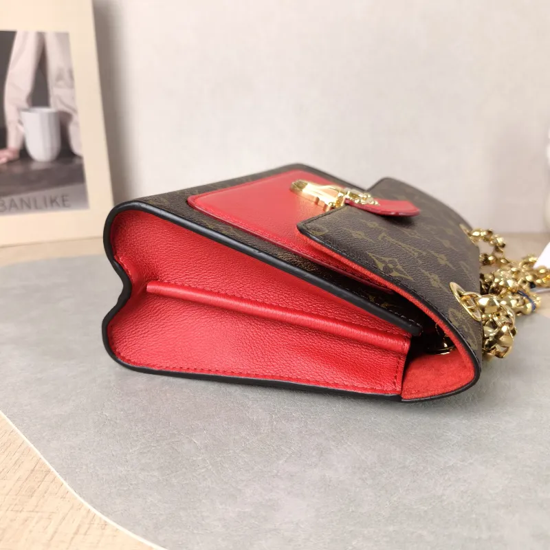 Louis Vuitton Crossbody Bag VICTOIRE Red PVC · Calfskin One Size 27 × 10 × 17 cm — detail view 8 of 13