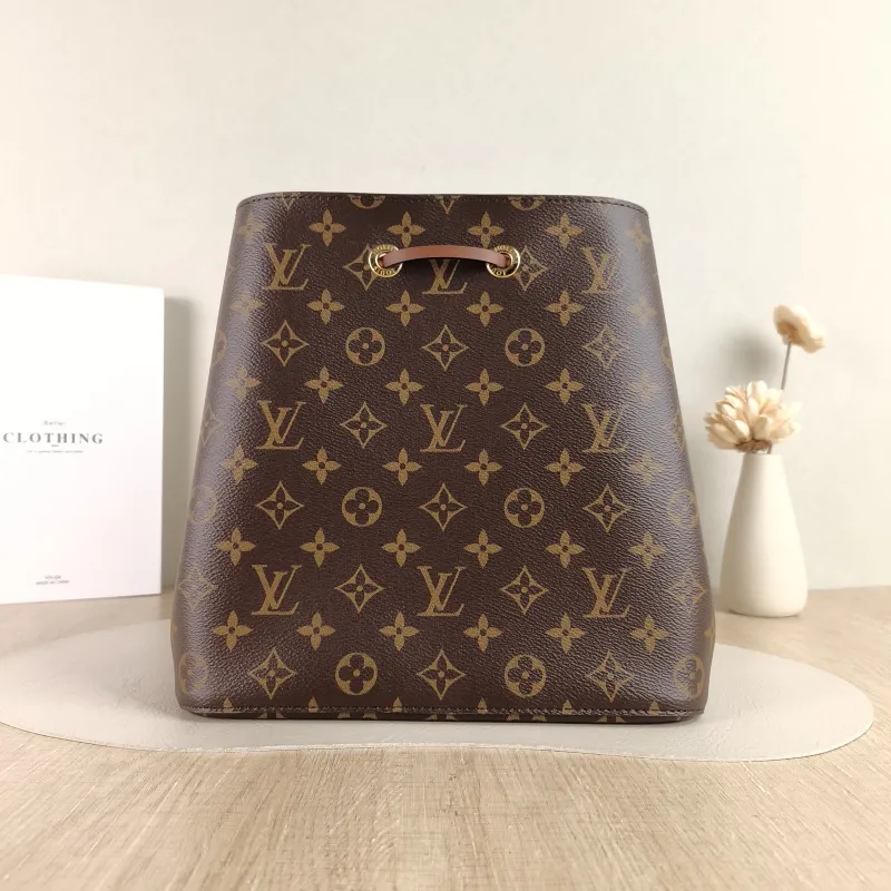 Louis Vuitton Shoulder Bag NÉONOÉ Bucket Bag Caramel PVC Medium 26 × 17.5 × 26 cm — cover view 6 of 6