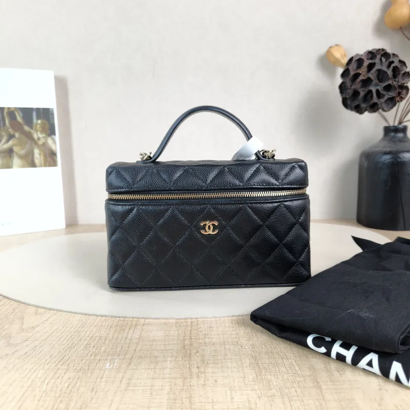 Chanel Crossbody Baglp Box Bag Top Handle Crossbody Bag Black Grained Calfskin One Size19.5 × 5 × 17 cm — cover view 5 of 6