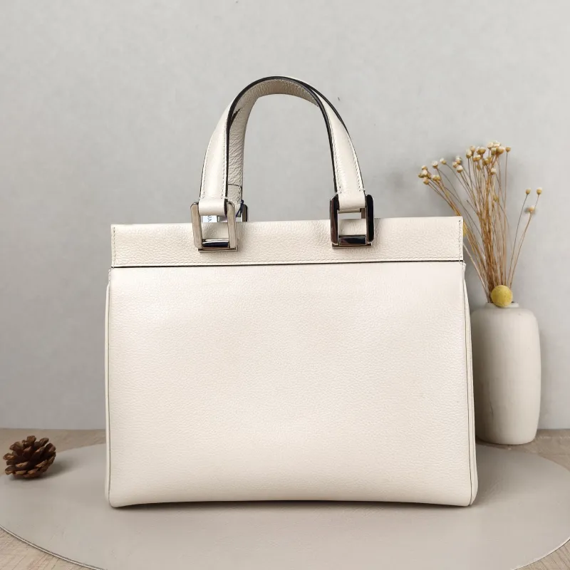 GUCCI Crossbody Bag zumi Top Handle Bag White Calfskin Small 27 × 10 × 22 cm — cover view 4 of 5