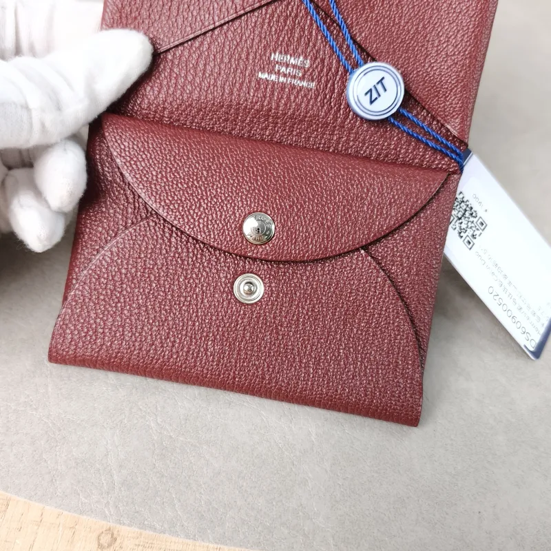 Hermès Wallet Calvi Duo Cardholder Lambskin One Size10.5 × 1.5 × 7.5 cm — detail view 6 of 8