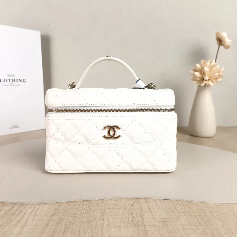 Chanel Crossbody Bag lp Box Bag Top Handle Crossbody Bag White Grained Calfskin 19 × 5 × 12 cm